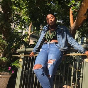 Meet your Posher, Daija